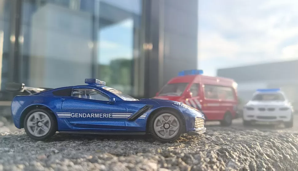 Siku Chevrolet Corvette ZR1 Gendarmerie Cheap